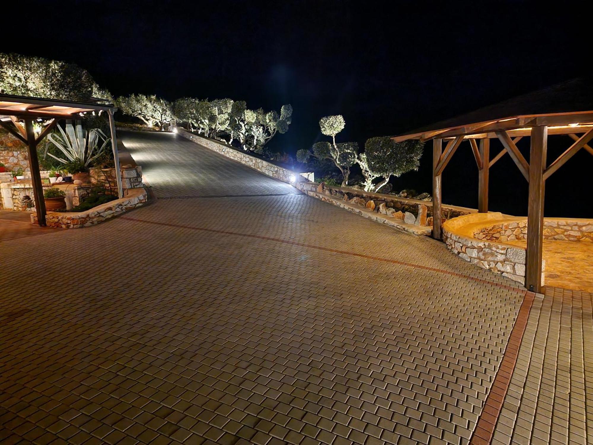 Focalion Castle Luxury Suites Pírgos Dhiroú エクステリア 写真