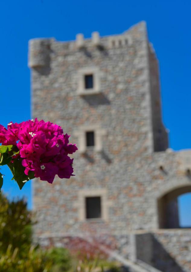 Focalion Castle Luxury Suites Pírgos Dhiroú エクステリア 写真