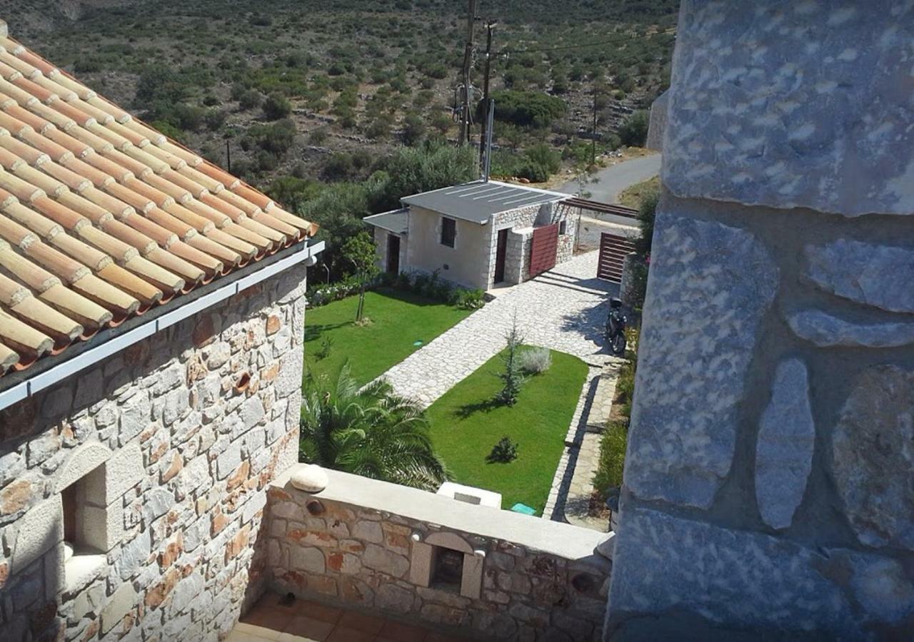 Focalion Castle Luxury Suites Pírgos Dhiroú エクステリア 写真