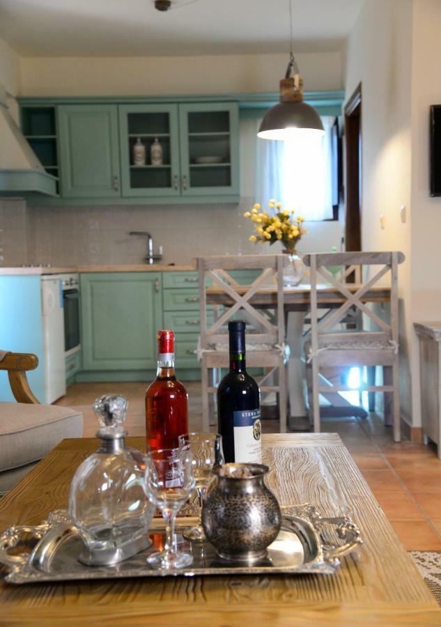 Focalion Castle Luxury Suites Pírgos Dhiroú エクステリア 写真