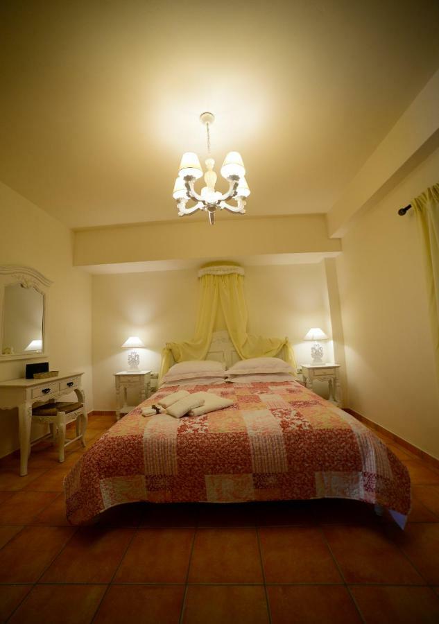 Focalion Castle Luxury Suites Pírgos Dhiroú エクステリア 写真